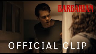 Barbár előzetes